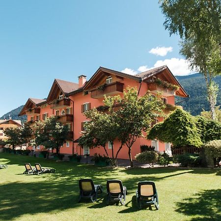 Residence Al Caminetto Molveno Exterior foto