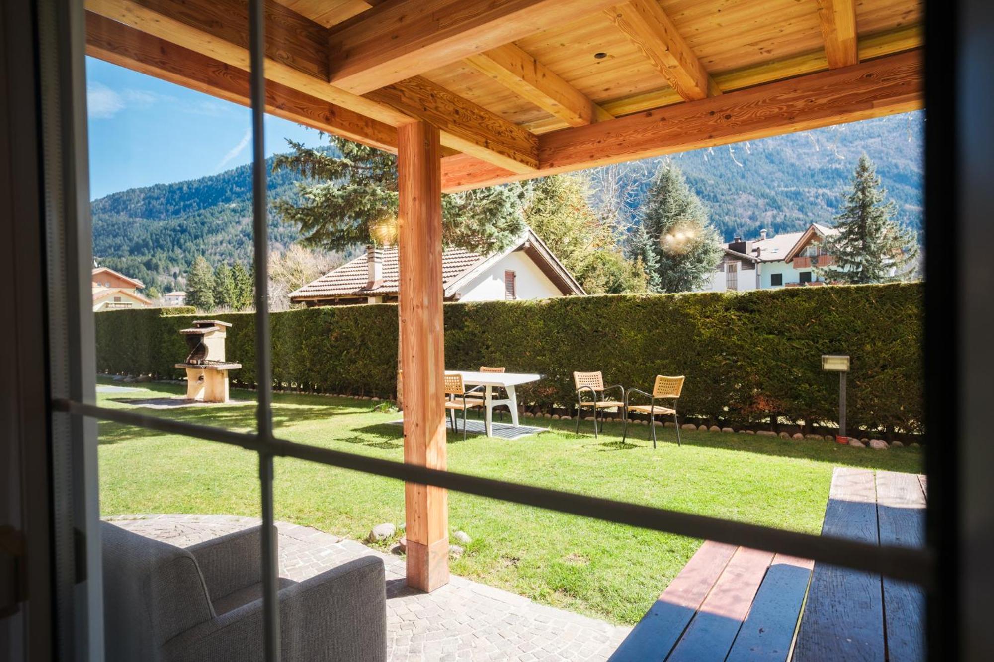Residence Al Caminetto Molveno Exterior foto