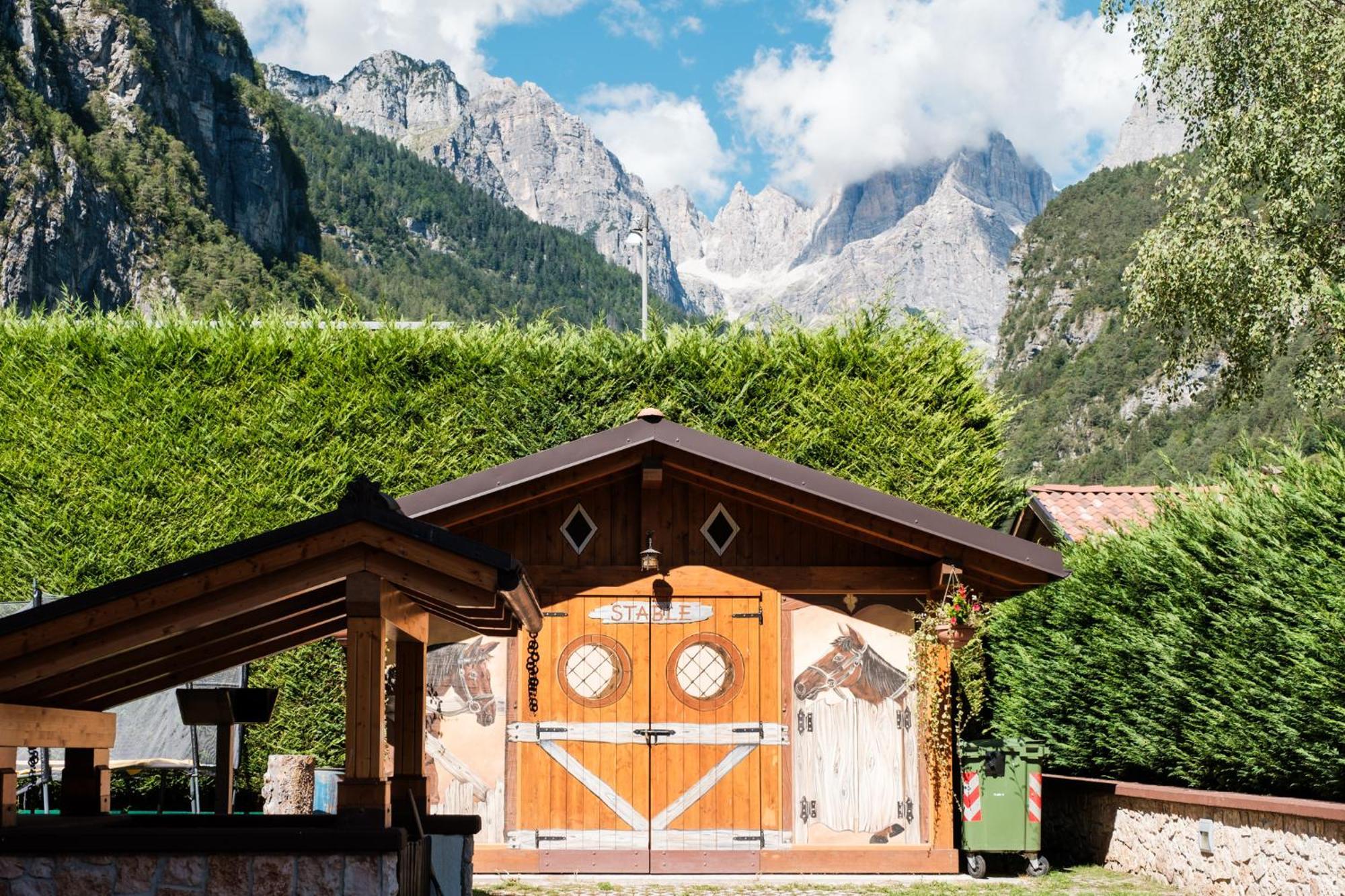 Residence Al Caminetto Molveno Exterior foto