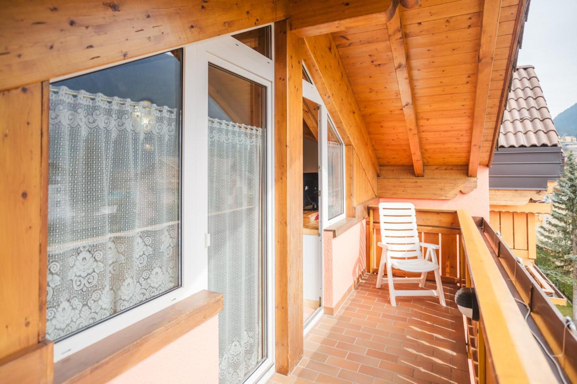 Residence Al Caminetto Molveno Exterior foto